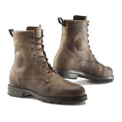 recommended motorcycle boot style